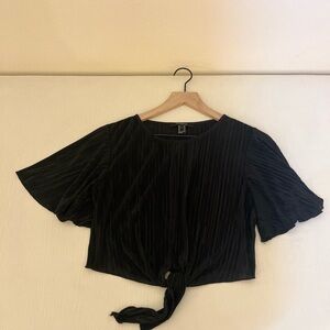 Forever 21 Top - Women’s XS Black - Cropped Tie Front Ribbed